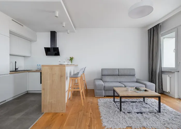 Raginisa Chic By Bookinghost