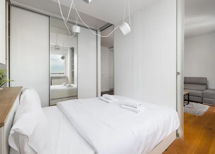 Raginisa Chic By Bookinghost * Щецин